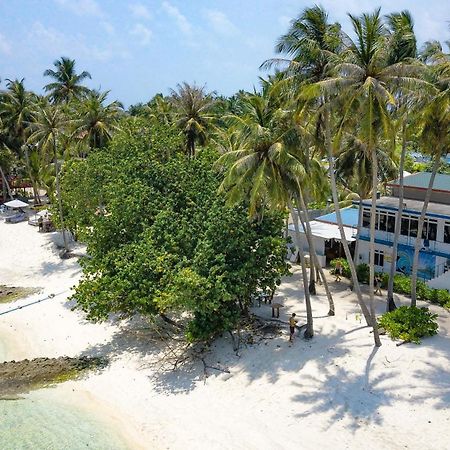 Batuta Maldives Surf View Hotel Thulusdhoo Exterior photo