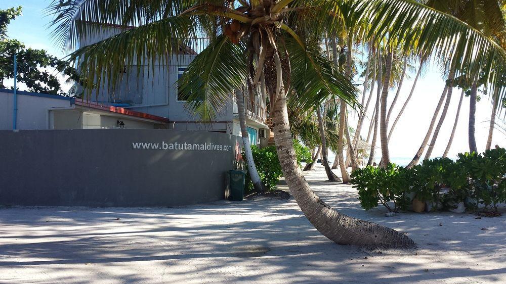 Batuta Maldives Surf View Hotel Thulusdhoo Exterior photo